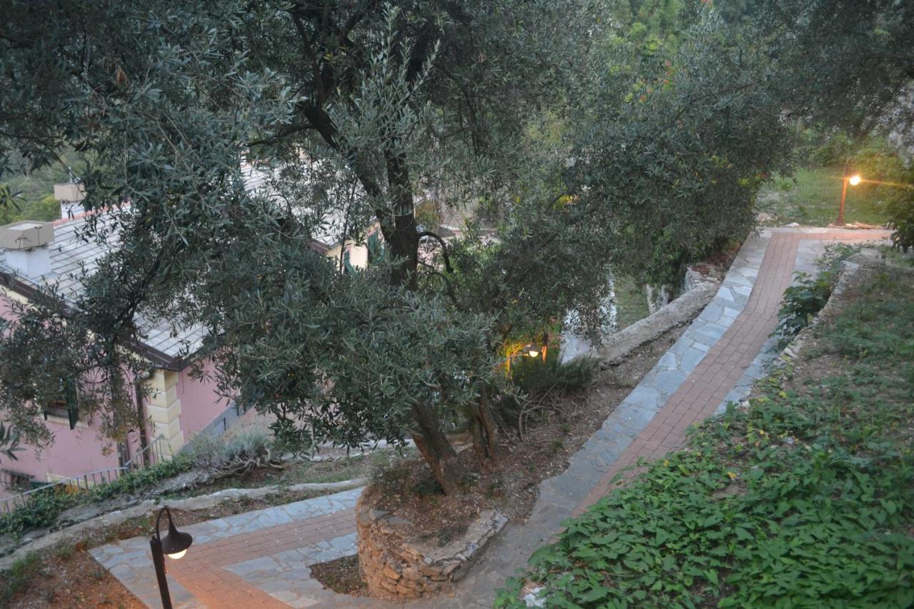 Villa Olivari - Apt La Salvia San Rocco al Porto Exterior foto